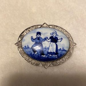 Vintage Delft silver filigree brooch Dutch boy and girl RARE